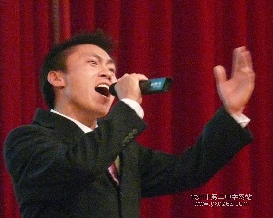 今夜星光灿烂:教职工十大歌手比赛盛装登场