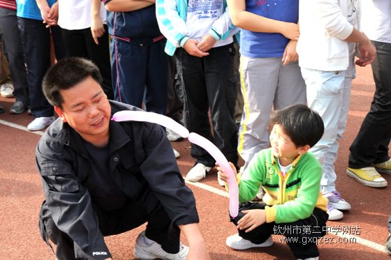 给快乐一个理由:我校举行第23届校运会