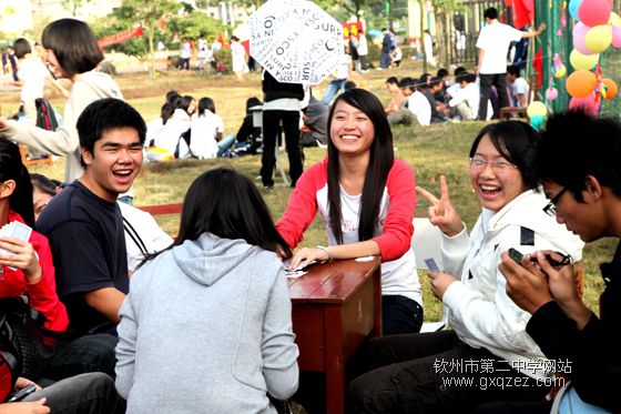 给快乐一个理由:我校举行第23届校运会