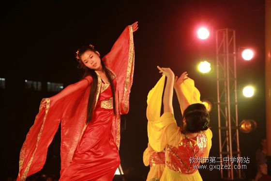 弦歌颂盛世:2010,新年晚会炫耀登场