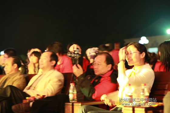 弦歌颂盛世:2010,新年晚会炫耀登场