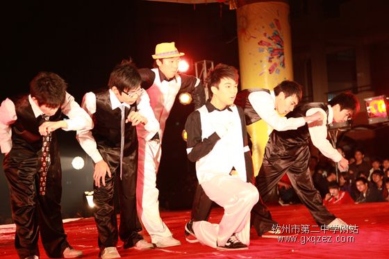 弦歌颂盛世:2010,新年晚会炫耀登场