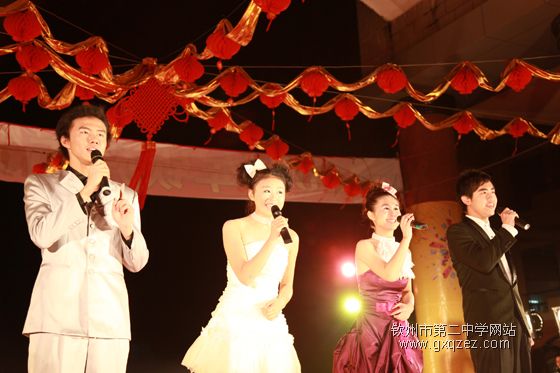 弦歌颂盛世:2010,新年晚会炫耀登场