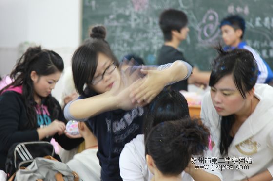 弦歌颂盛世:2010,新年晚会炫耀登场