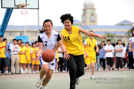 我校莘莘学子再掀“阳光体育运动”新高潮