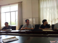 物理组教研活动记录:蒙加继公开课《探讨“先学后教,当堂训练”新模式》