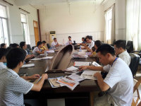 物理组教研活动记录:蒙加继公开课《探讨“先学后教,当堂训练”新模式》