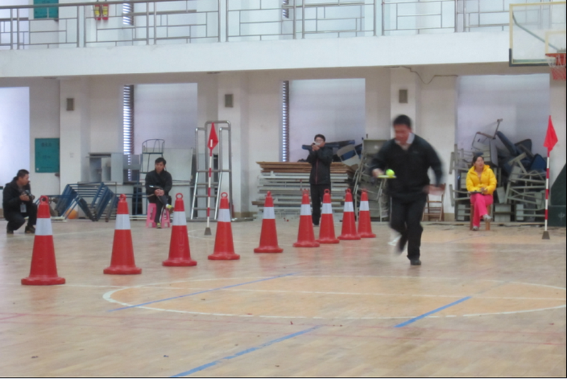 Уѧμӡ2012ְȤζ˶ᡱչʾѧƽ̣ˡķ