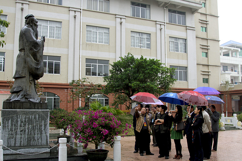 201212н֯ʾרһ8Уָ