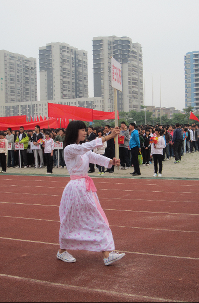 ݶ26˶һ19μӿĻʽӰ