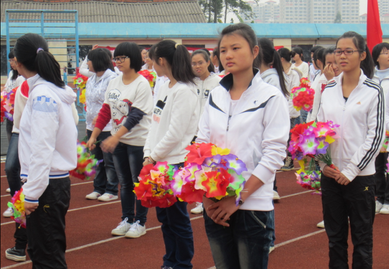 ݶ26˶һ19μӿĻʽӰ