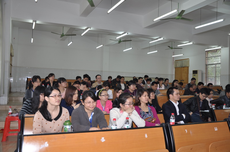 钦州市2013届高考备考研讨会在钦州市第二中学举行