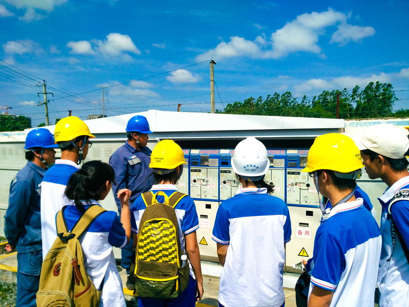 “二中学子看电网”之我校科学院小院士体验活动