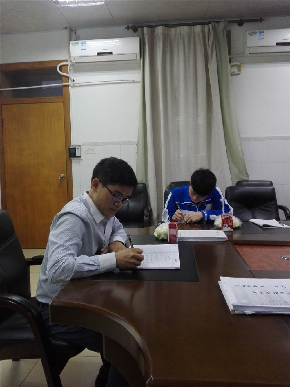 开展学生自主管理,共创共建乐善校园 ———2018年春季学期钦州二中学生自主管理工作会议召开