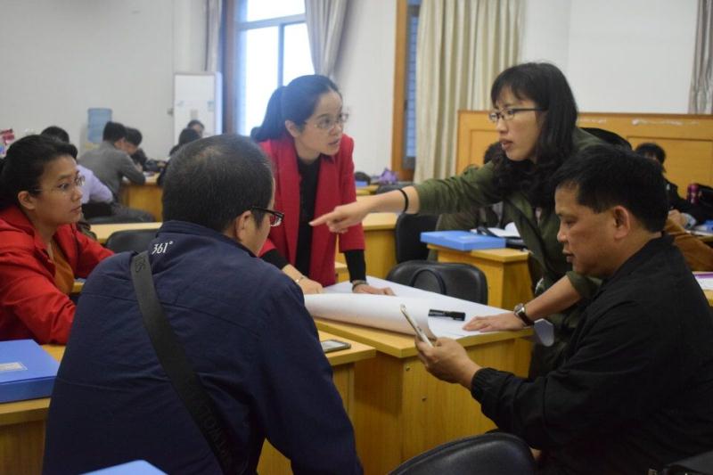 钦州二中教师赴广西师范大学参加学科带头人培训