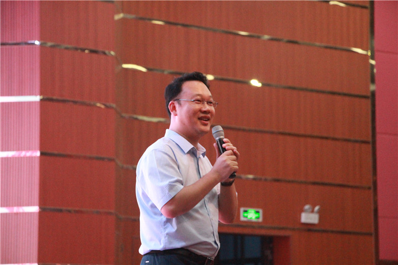 ݶеʮУ԰Ļ֮˽У