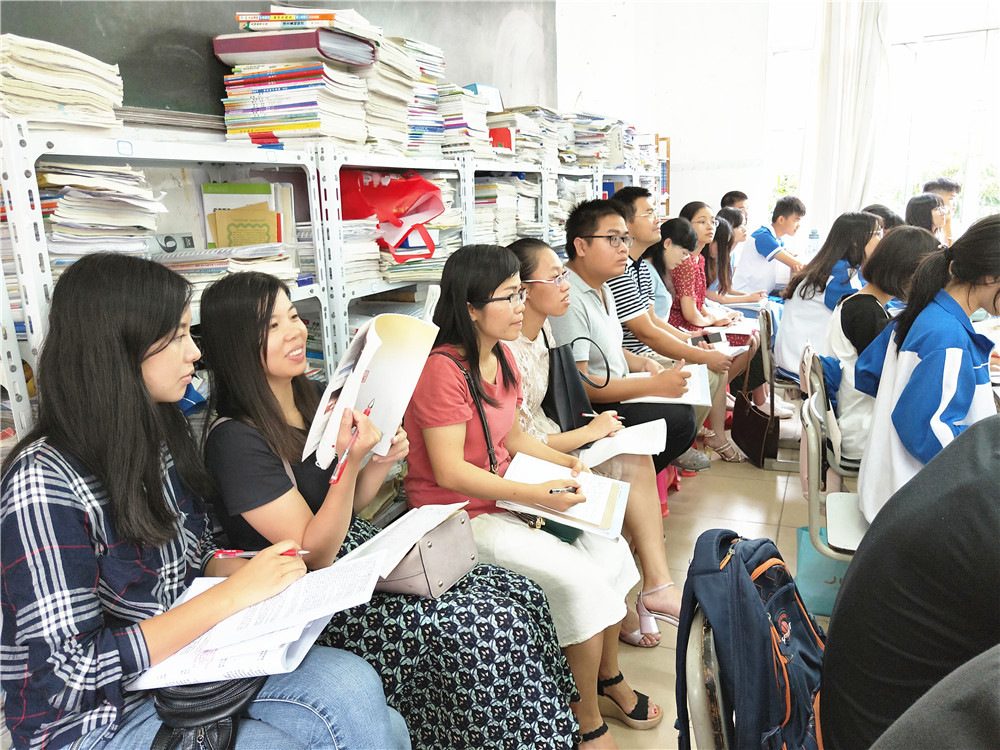 νܽлĪ÷ʦʵĥΡʻʦ̸Ŀλ