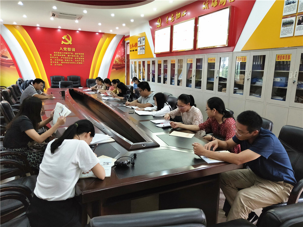 νܽлĪ÷ʦʵĥΡʻʦ̸Ŀλ