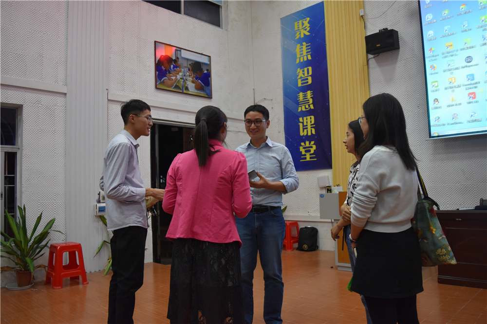 走进自然,寻找快乐——中国生态学学会科普工作委员会副秘书长罗应华博士到我校讲学!