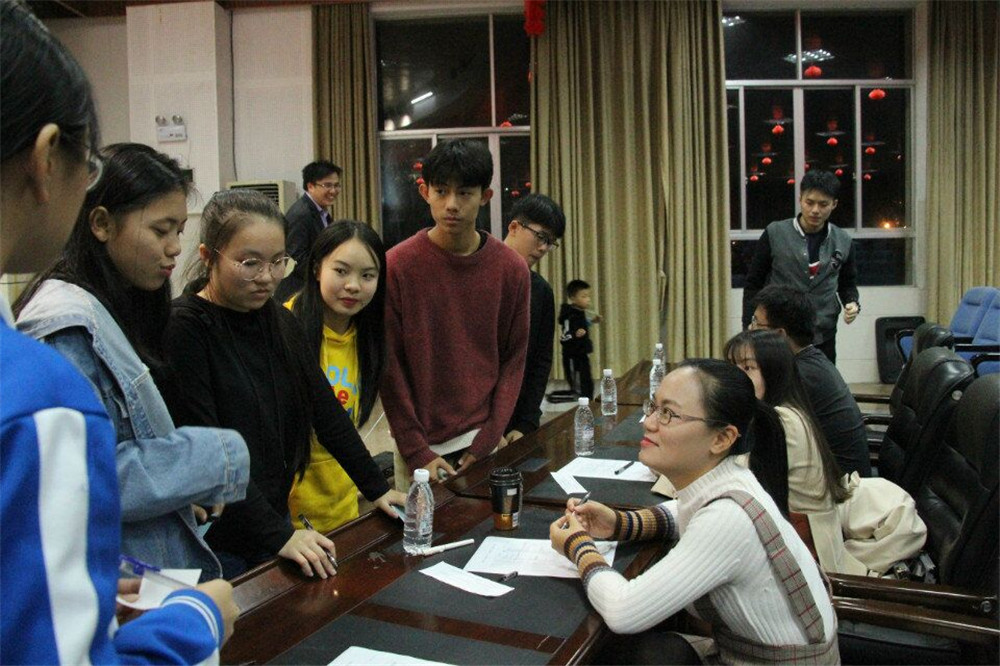 响穷醴泉之滨,声扬钦湾之浦——钦州二中举办第五届“二中好声音”复赛