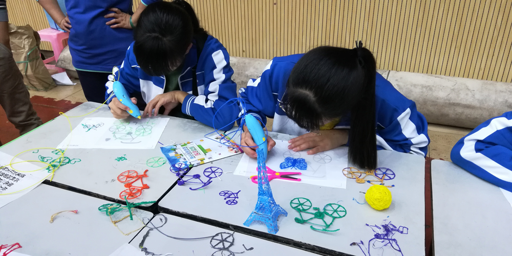 探寻科技之光,礼赞二中建校44年华诞——钦州二中第四届科学节