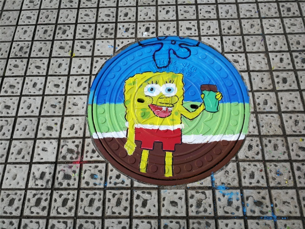 笔墨丹青迎华诞,旧井新颜贺良辰——钦州二中第一届井盖创意绘画比赛成功举办