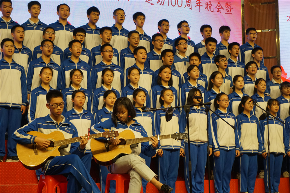 ʱɣ۰༶ݵڶѧɹٰ조ġ˶100߸һ꼶