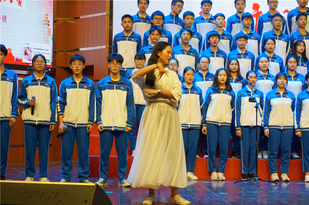 ʱɣ۰༶ݵڶѧɹٰ조ġ˶100߸һ꼶