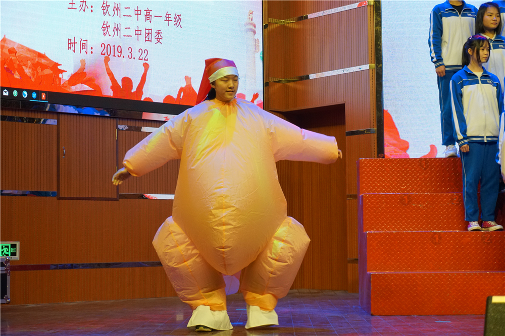 ʱɣ۰༶ݵڶѧɹٰ조ġ˶100߸һ꼶