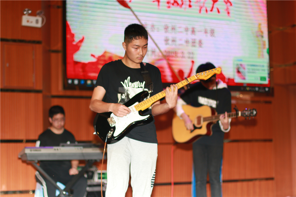 ʱɣ۰༶ݵڶѧɹٰ조ġ˶100߸һ꼶