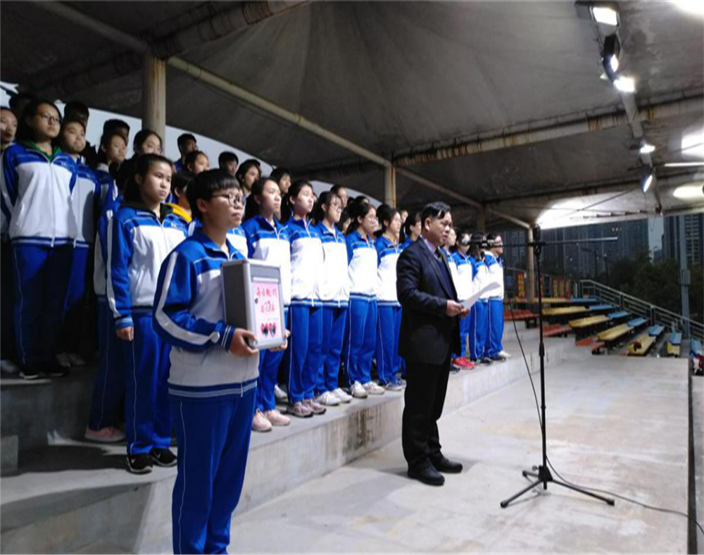 弘扬雷锋精神,投身志愿服务——2019年钦州二中教育集团开展“新青年·学雷锋”系列志愿服务活动纪实