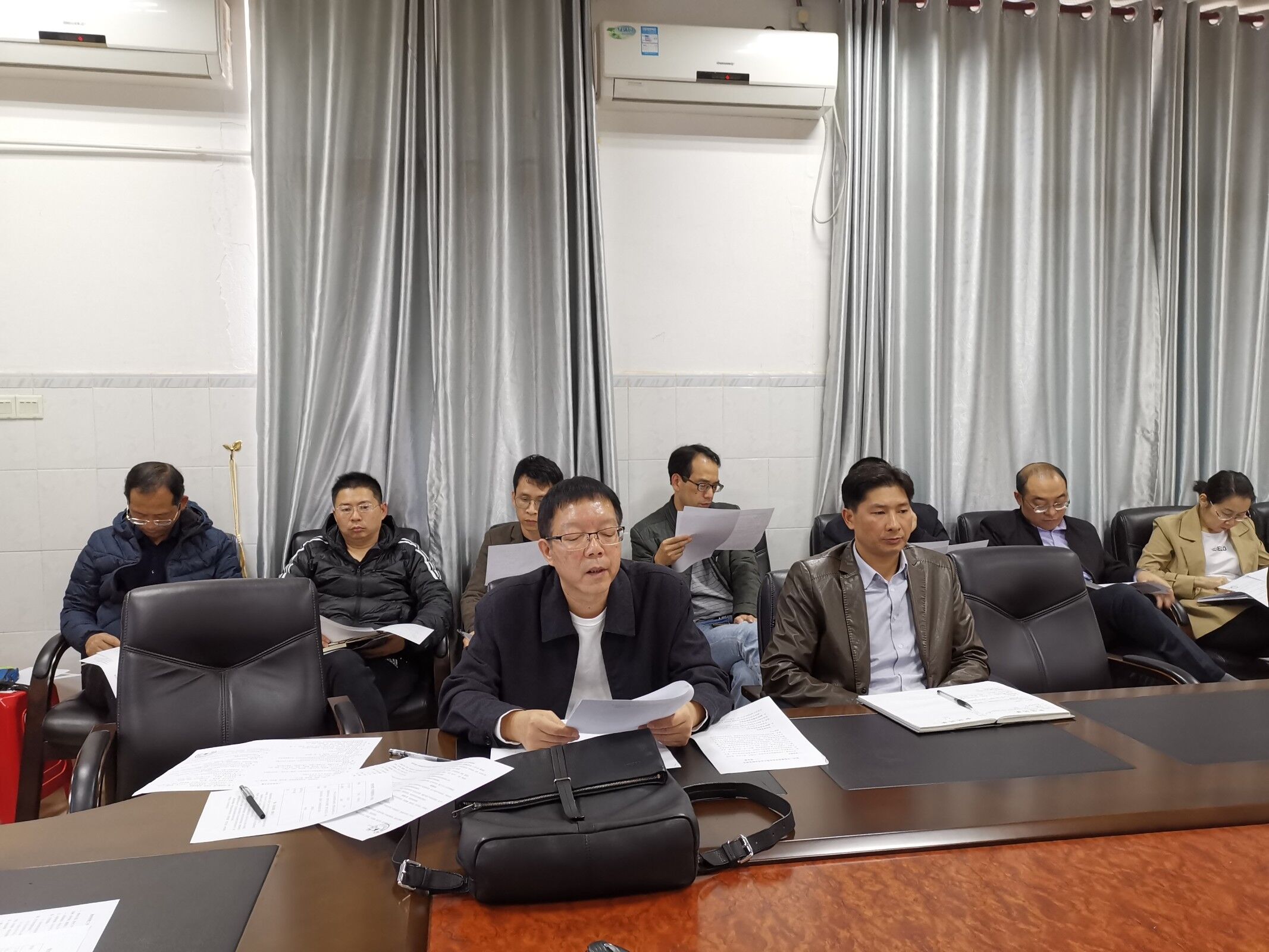 钦州市第二中学助教助学协会第二届会员大会第一次会议 会议简报