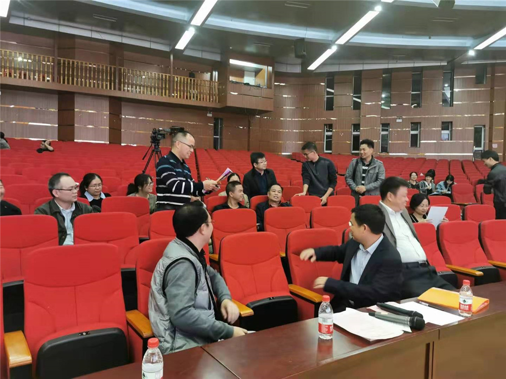 钦州市第二中学2019年教职工代表大会圆满落幕