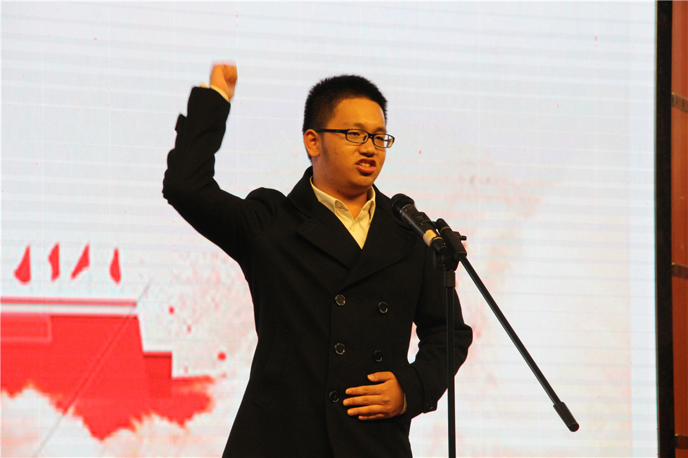 扬时代帆,抒爱国情 ——2019年钦州市第二中学“爱国·爱党·爱校”主题演讲比赛成功举办