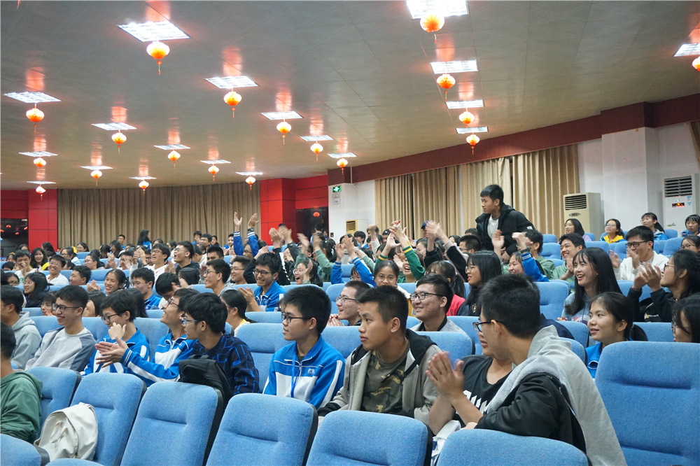 和而不同,雅言精义—— 2019年钦州市第二中学第四届“和雅杯”辩论赛成功举办