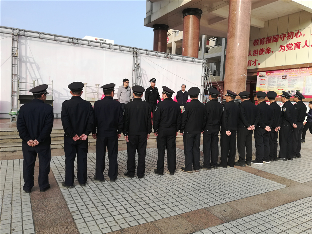 常备勤练,防患未然——钦州市第二中学举行消防安全演练活动