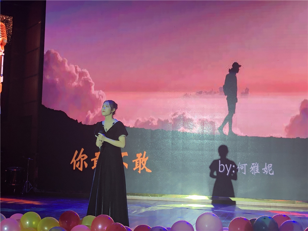 唱响好声音,放歌新时代——钦州二中举办第六届“二中好声音”歌手大赛