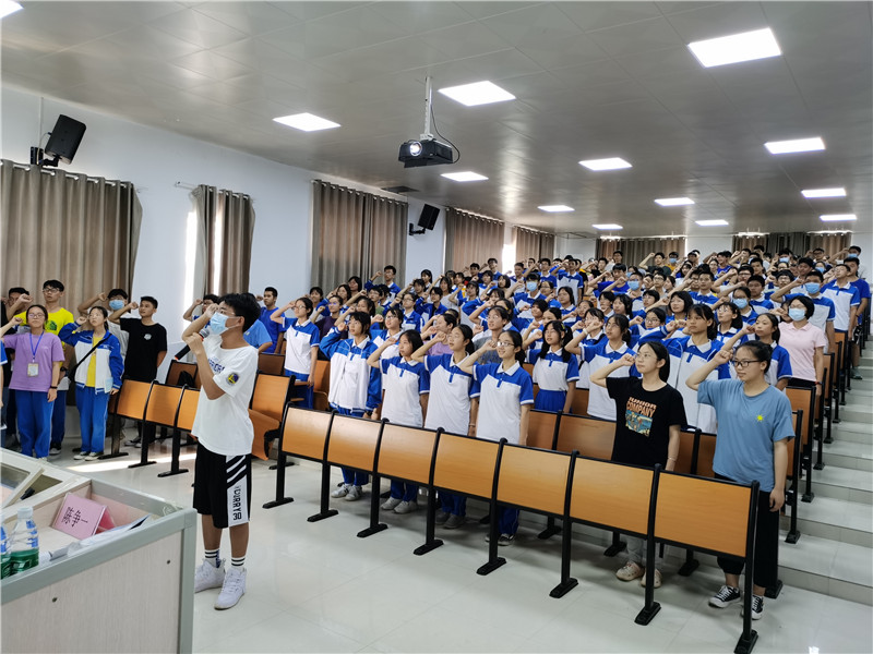 汇聚青年之力量,服务青春之高考 ----钦州二中青年志愿者协会服务2020高考系列活动纪实