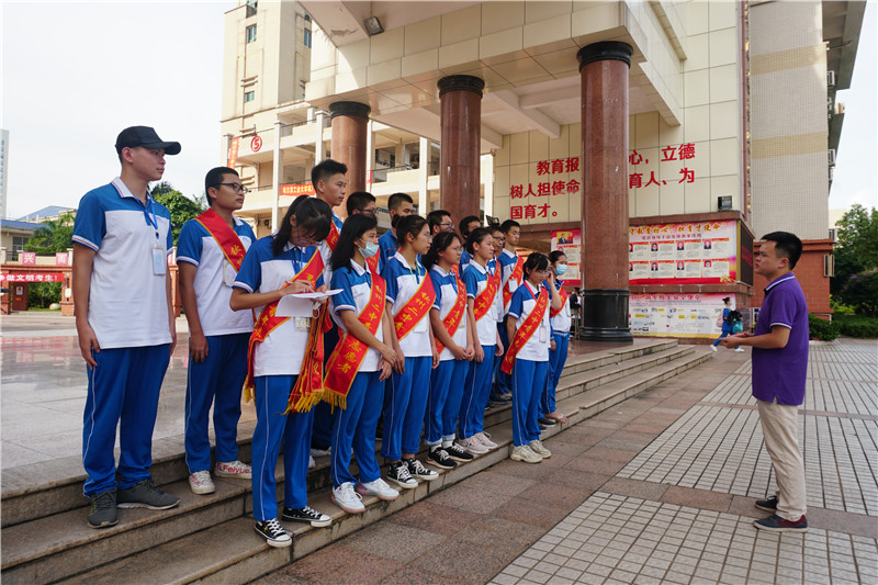 汇聚青年之力量,服务青春之高考 ----钦州二中青年志愿者协会服务2020高考系列活动纪实