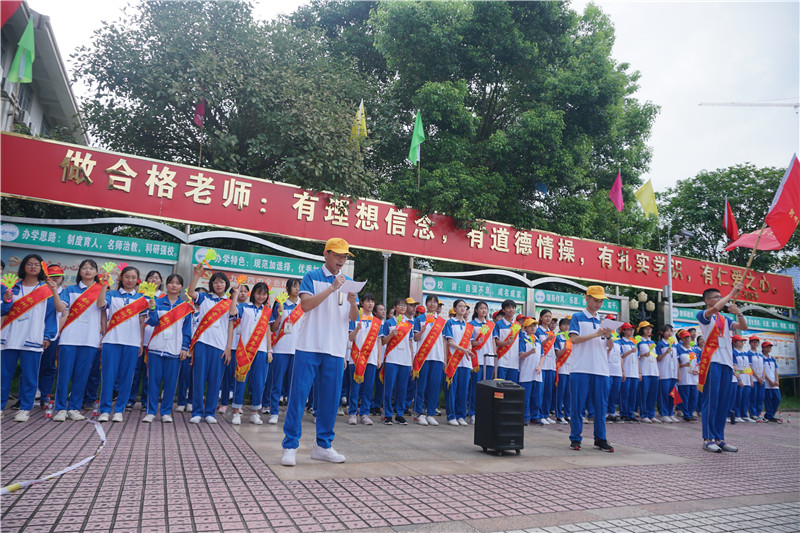 汇聚青年之力量,服务青春之高考 ----钦州二中青年志愿者协会服务2020高考系列活动纪实