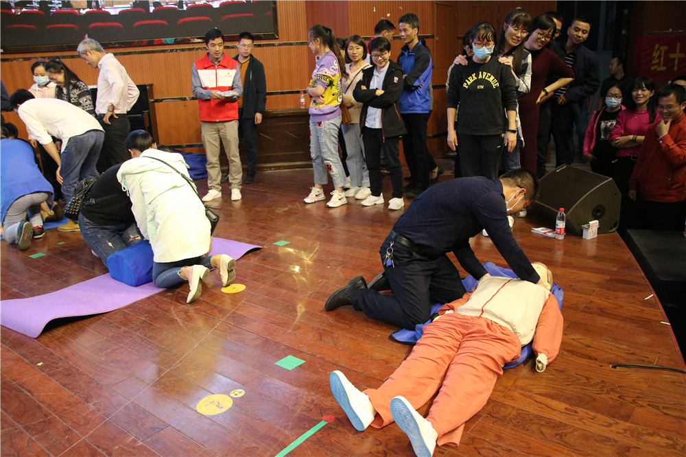 䰮ѧӦԾ-------2020ȫĿкʮ־ȻԱѵࣨݶаࣩ