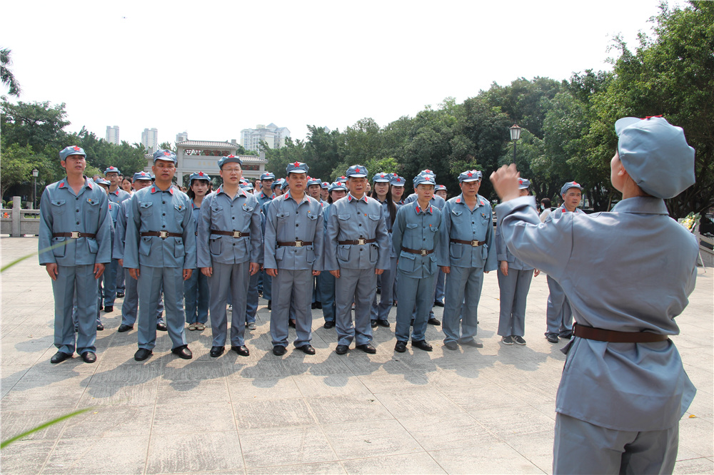 缅怀革命先烈 赓续红色血脉 ——钦州市第二中学党委党史学习教育实践活动