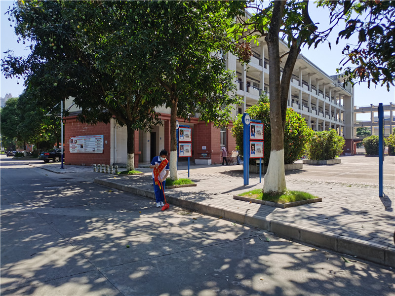 钦州市第二中学青年志愿者协会服务2021年高考系列活动总结