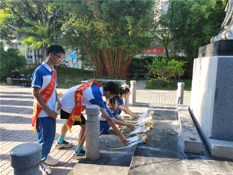  лǻ еڶѧмӵ2572ϵл