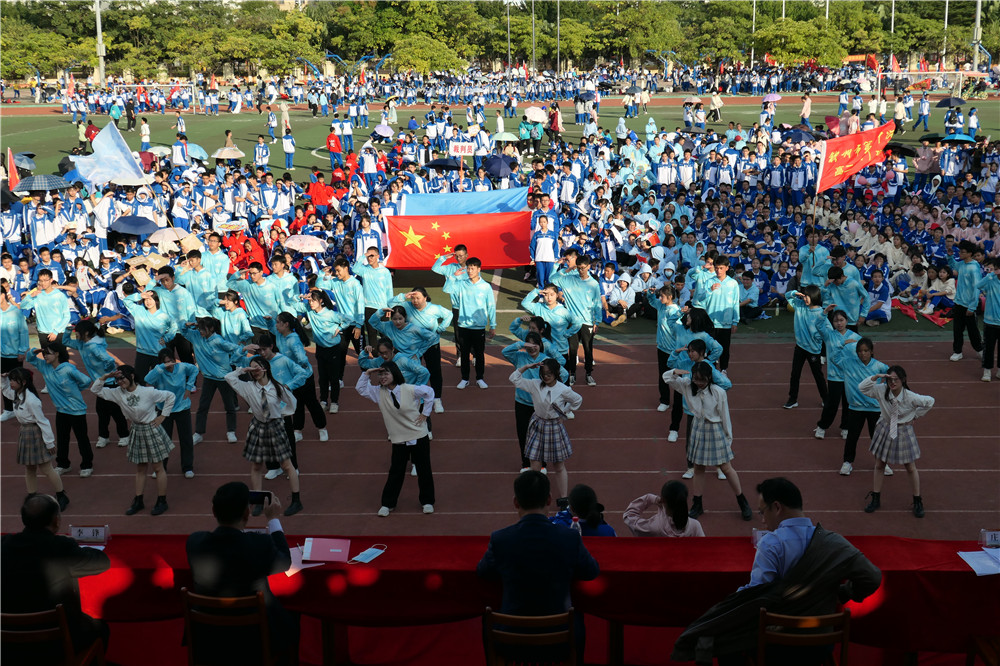 青春热血,活力四射!直击钦州市第二中学47周年校庆校园文化艺术节暨第三十五届校运会开幕式