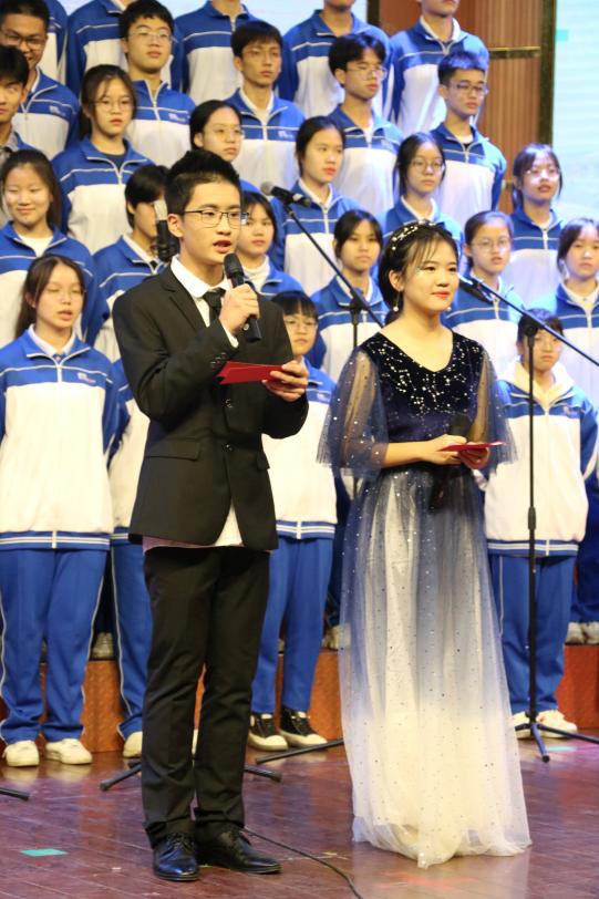 ഺػеڶѧ47У֮Ӣĸϳ