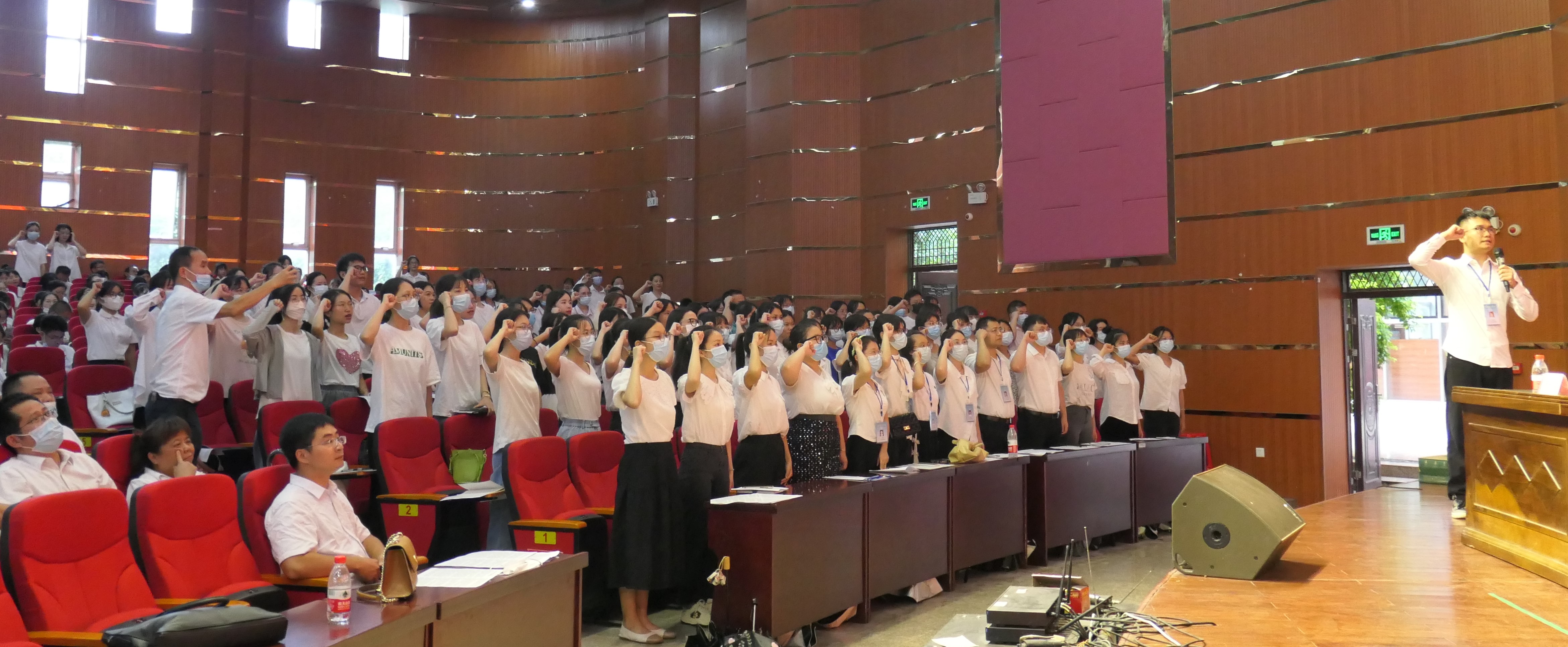 凝聚共识齐努力,团结协作谱新章 ------钦州市第二中学教育集团召开2022年秋季学期开学工作大会