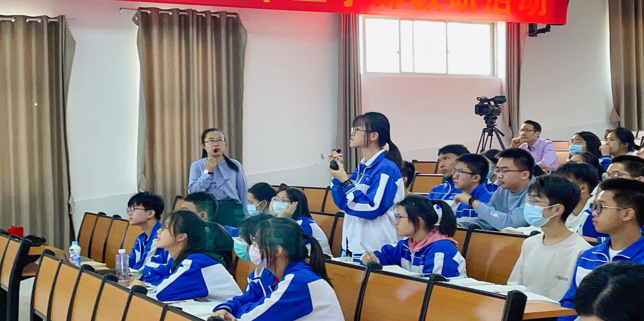 ѧӵٷչ ʵıƪ  н̿ӵУѧй