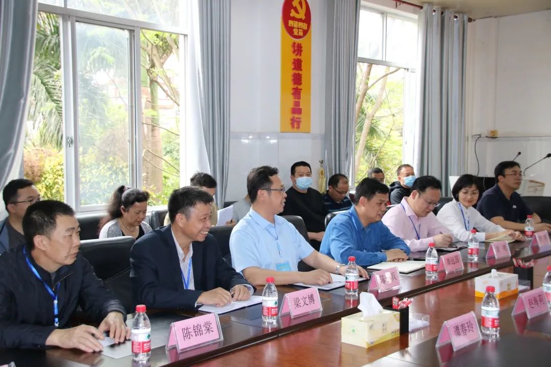 ʹչЯְдƪƾи߼ѧУչѧ