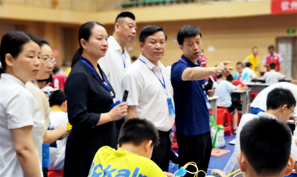 冠军!冠军!冠军!——我校荣获钦州市第九届机器人竞赛三项冠军